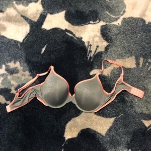 Victoria’s Secret sage green and color bra - 38C